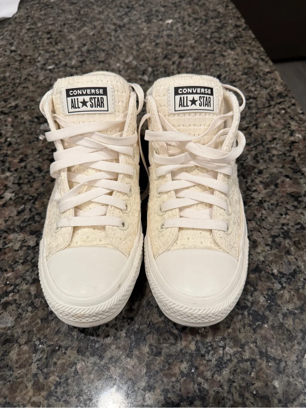 Converse light woven